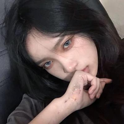 青春微信女生头像：彰显你青春与朝气的魅力