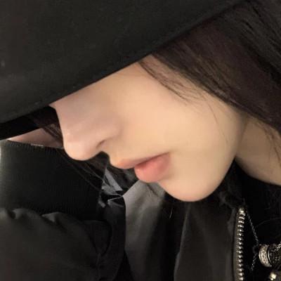 青春微信女生头像：彰显你青春与朝气的魅力