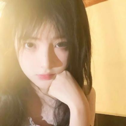 大气漂亮的女生头像真人图片