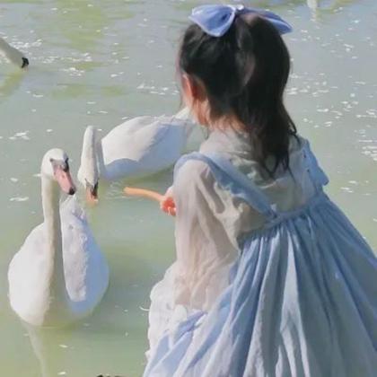 大气漂亮的女生头像真人图片