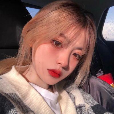 高级女生头像真人时尚成熟高清图片