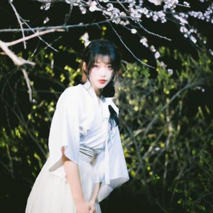 仙气女头像白月光 高清好看温柔的白月光女生头像图片