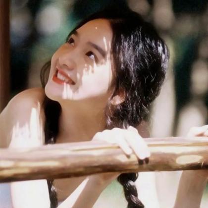 大气漂亮的女生头像真人图片