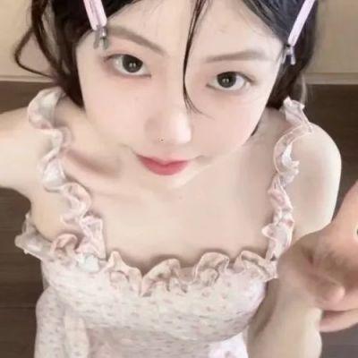 头像背景一套女生,高清好看的头像和背景图一套女生