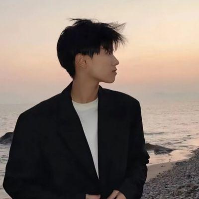 高级不明显的情侣头像一男一女好看图片