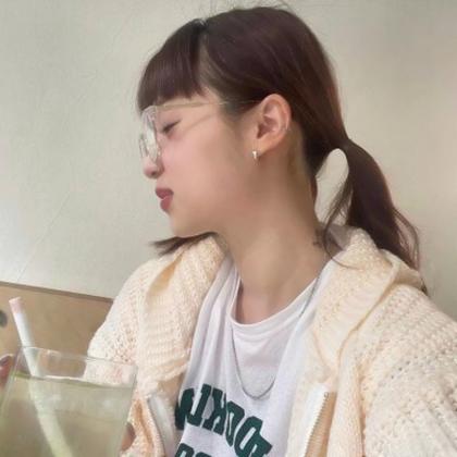 学院风日常女生头像 高清真实的女学生日常照片头像