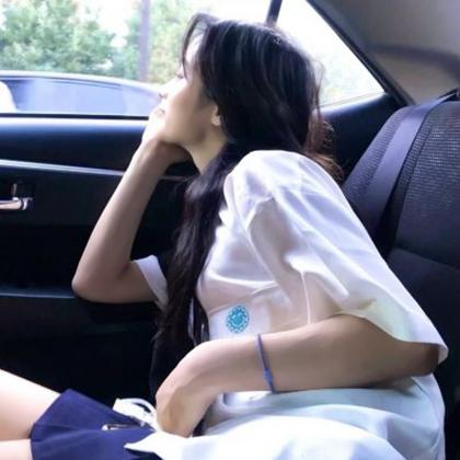 头像仙气高颜值女 高清好看的女生高级头像时尚仙气图片
