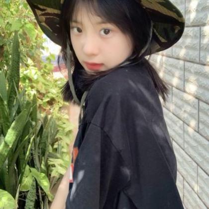 高冷氛围感头像女,高清好看的氛围感女头像酷酷的图片