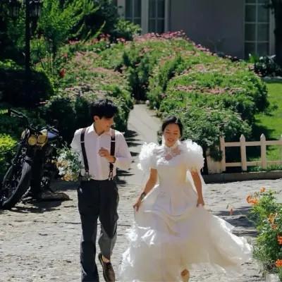 最新的微信情侣头像 - 恋爱头像也能这么有创意