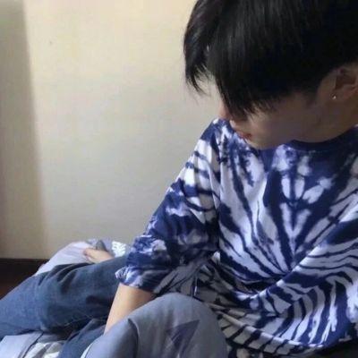 男生头像文艺高冷侧脸高清图片