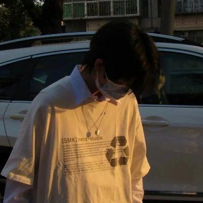 男生头像文艺高冷侧脸高清图片