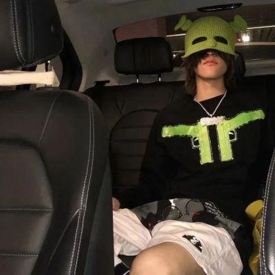 帅气男生头像挡脸,高清好看的男生头像真人帅气挡脸图片