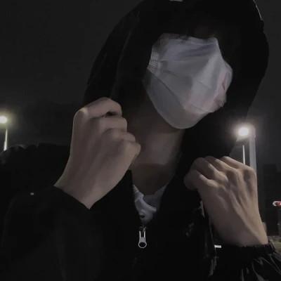 精选男生头像，风格多样，总有一款适合你！