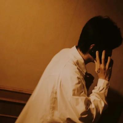 精选男生头像，风格多样，总有一款适合你！
