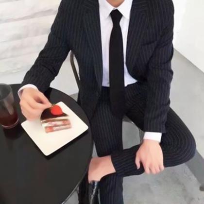 成熟稳重不露脸的西装头像男生图片
