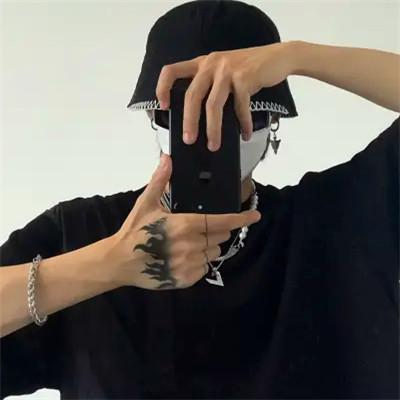 2024年男生最新版头像图片大全
