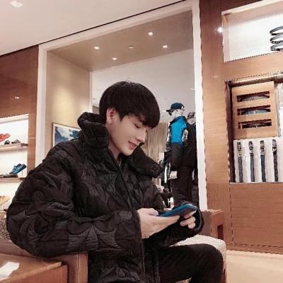 独一无二！男生头像，展现你的独特魅力！