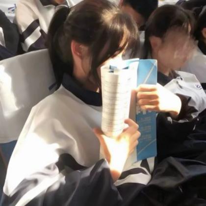 女学生头像校园真人 高清好看的清纯头像女生校园风学生系图片