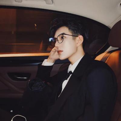独一无二！男生头像，展现你的独特魅力！