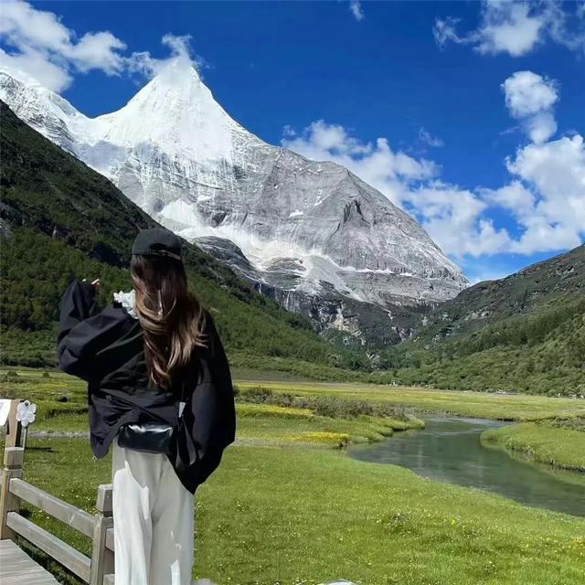 不露脸自由风景女生头像图片