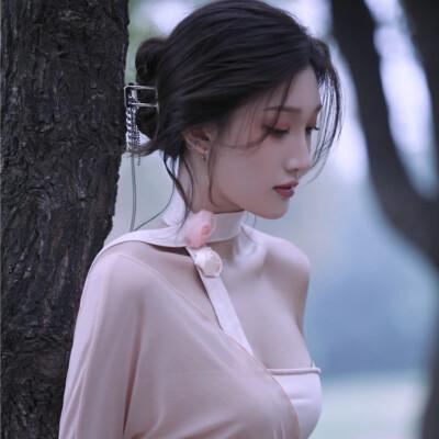 女生有点emo又有点高级的头像图片