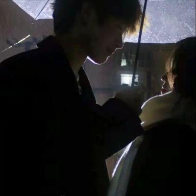 真人情侣头像高清图片不露脸