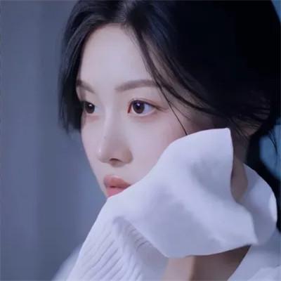 宠溺情侣头像一左一右图片