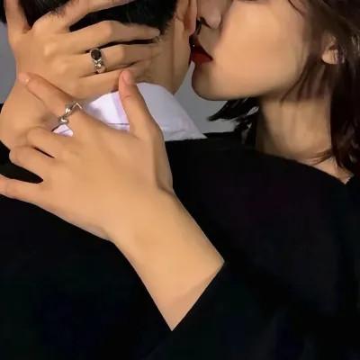 精选情侣头像素材，总有一款适合你！