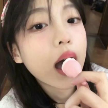 女生单人头像简约干净 高清好看的漂亮女生单人头像温柔干净图片