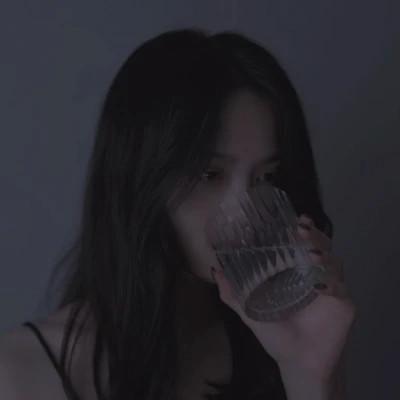 好看又丧女生头像图片大全
