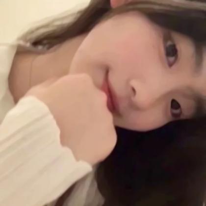 女生单人头像简约干净 高清好看的漂亮女生单人头像温柔干净图片