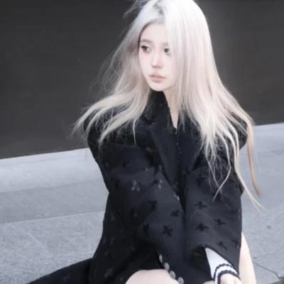 女生头像，超火热门款，紧跟潮流不掉队