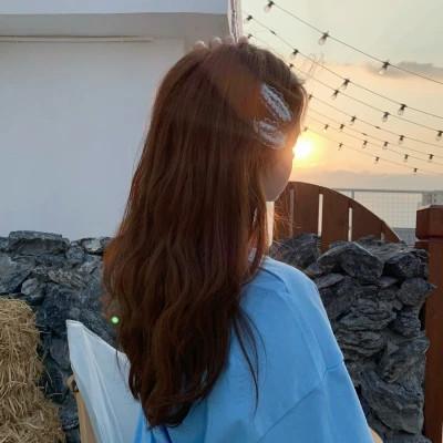 女生迷人漂亮微信头像