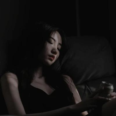 好看又丧女生头像图片大全