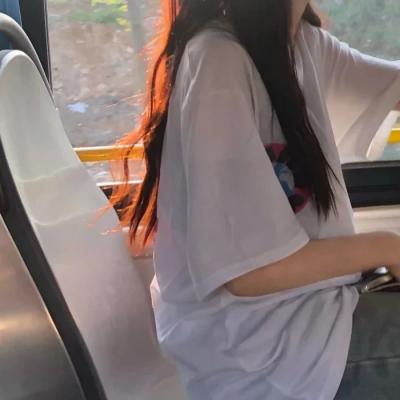 小众高级气质女生真人头像图片