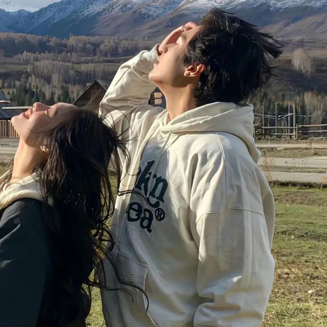 爱情经不起等待的表情包图片